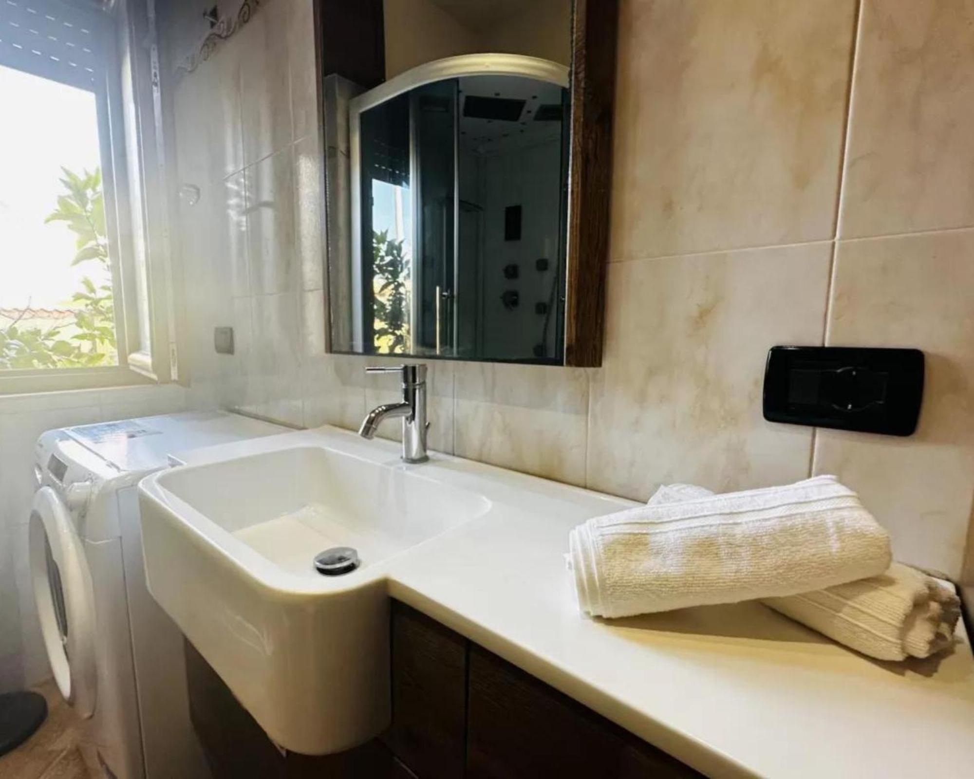 Romano House Fiumicino Eksteriør bilde